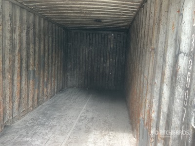 2005 20 ft Storage Container