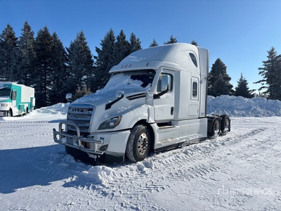 2022 Freightliner Cascadia 126 6x4 T/A Sleeper Truck Tractor (Inoperable)