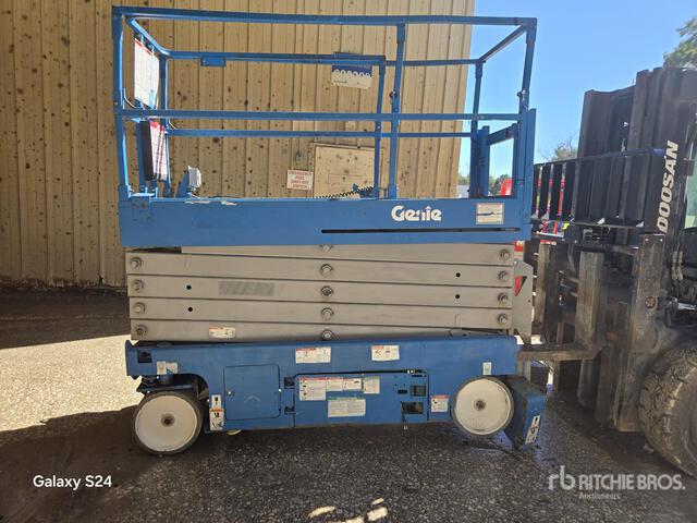 ELEVADOR TIJERA 2015 GENIE 3232