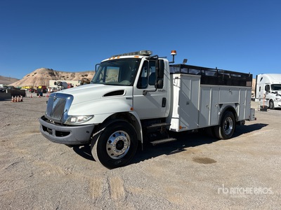 2009 International 4300 4x2 Utility Truck