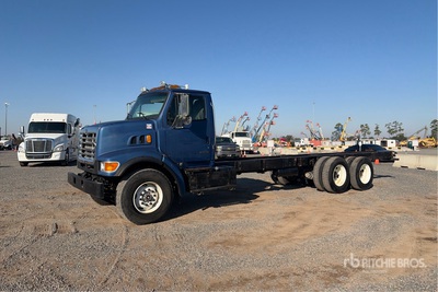 2002 Sterling LT9500 6x4 Cabina y chasis