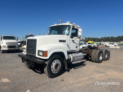 2007 Mack CHN613 6x4 T/A Day Cab Truck Tractor