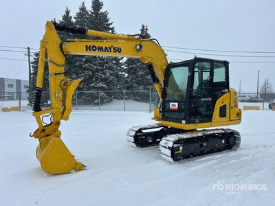 2010 Komatsu PC70-8 油圧ショベル