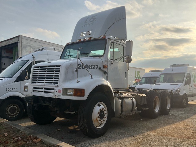 2001 International 8100 6x4 T/A Day Cab Truck Tractor