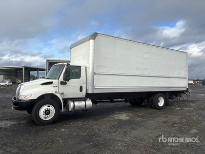 2020 International MV607 4x2 شاحنة فان