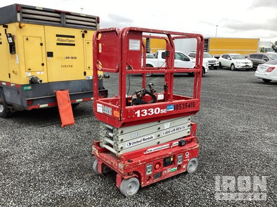 2016 MEC 1330SE Electric Scissor Lift