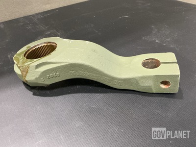 (11) Oshkosh 1796660 Steering Pitman Arms