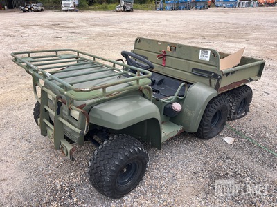 John Deere Gator 6x4 Utility Vehicle