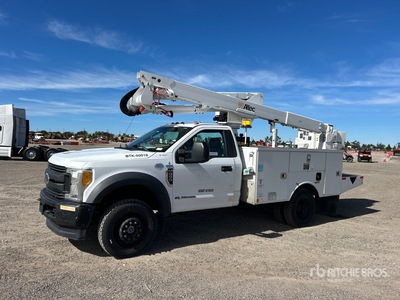 2017 Ford F-550 XL 4x4 Bucket Truck