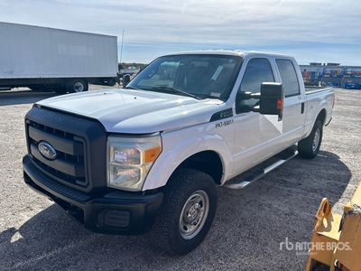 2015 Ford F-250 4x4 Crew Cab Pickup