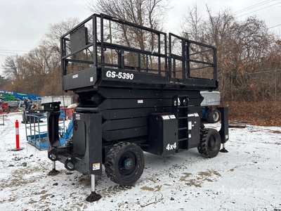 2013 Genie GS-5390 RT 4x4 Diesel Scissor Lift