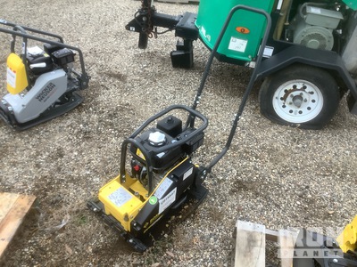 2022 Bomag BVP 18/45 Plancha compactadora