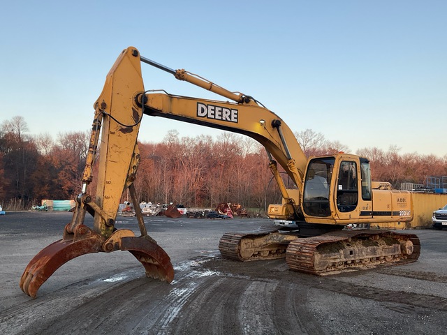 John Deere 230C Tracked Excavator