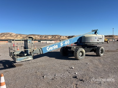 1999 Genie S60 2WD Gasoline Podnośnik teleskopowy