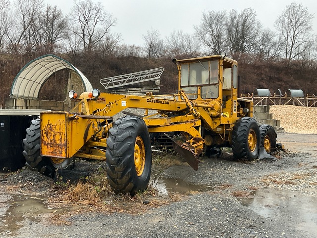 1963 Cat 14D Motor Grader (Inoperable)
