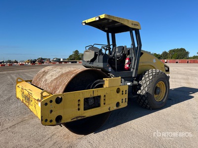 2016 Bomag BW211D-50 Smooth Drum Compactor