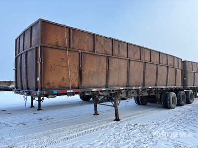 2003 Doepker 32 ft Tri/A Super B-Train Lead Flatbed Trailer