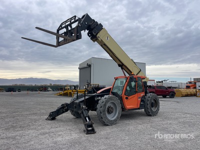 2018 JLG 1055 Chariot élévateur télescopique