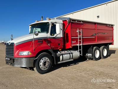 2007 Mack CXN613 6x4 Vision Autocarro per grano