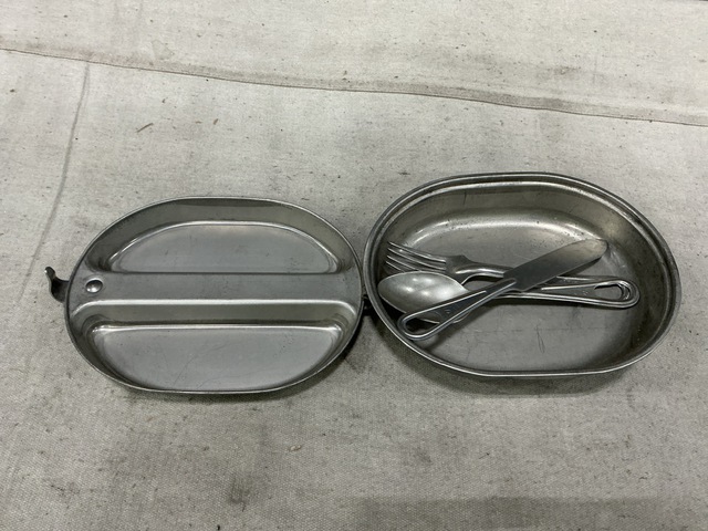 (56) Mess Kits (56) Mess Kits