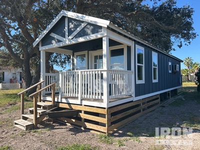 Vaughan Seabreeze 45 ft x 12 ft Portable Quad/A Tiny Home