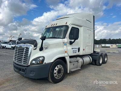 2017 Freightliner Cascadia 125 6x4 Sleeper Truck Tractor