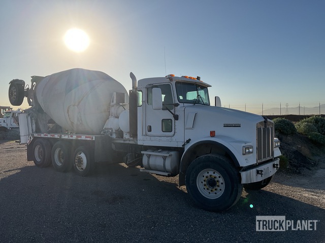 CAMIóN REVOLVEDOR 2003 KENWORTH MCNEILUS 11 CYD
