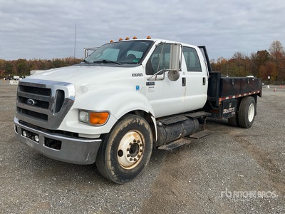 2011 Ford F-650 4x2 Crew Cab Flatbed Truck