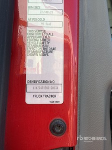 2016 Kenworth T880 Ciągnik siodłowy T/A z kabiną dzienną