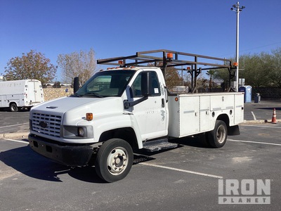 2005 Chevrolet C4500 4x2 Utility Truck