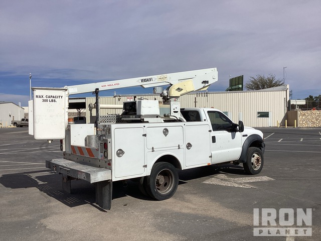 CAMIóN CON CANASTILLA 2006 FORD VERSALIFT