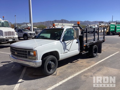 1993 Chevrolet 3500 4x2 Flatbed Truck
