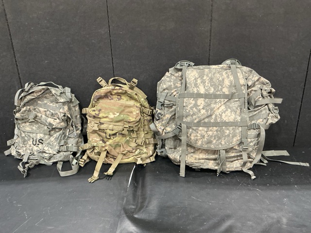 (5) Large Field Pack Sets, (10) Field Packs & Assorted Items