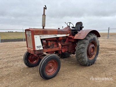 International 706 2WD Tractor