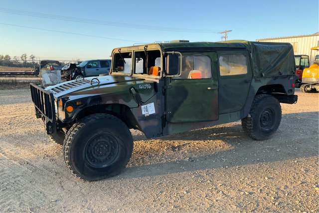 AM General M1097R1 HMMWV 4 Door Soft Top w/Truck Body AM General M1097R1 HMMWV 4 Door Soft Top w/Truck Body