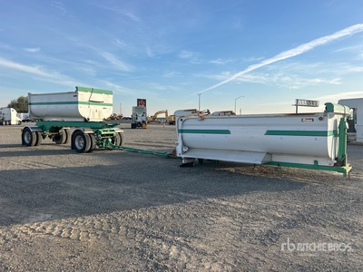 2001 Reliance T/A Turntable Transfer Trailer w/ Reliance Dump Body
