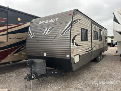 2017 Keystone Hideout 29 ft T/A Travel Trailer