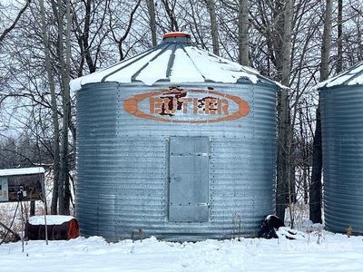 Butler +/- 1600 bu 3 Ring Cassone per grano