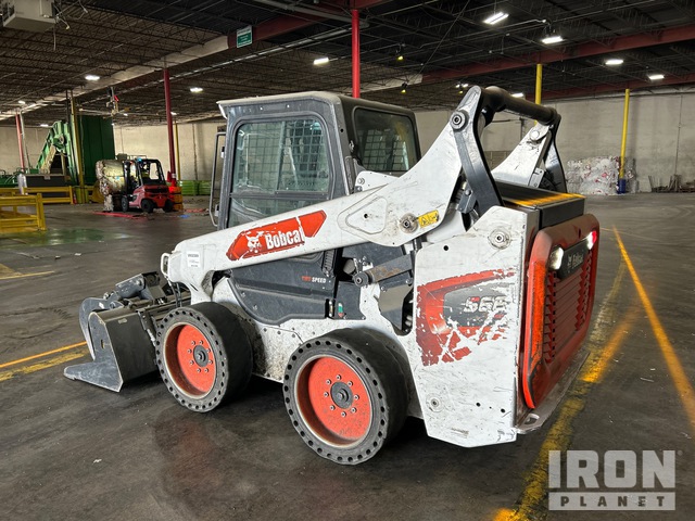 MINI CARGADOR SOBRE RUEDAS 2022 BOBCAT LOADER