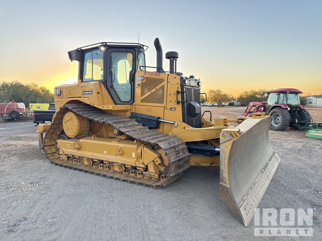 TOPADOR FRONTAL 2024 CATERPILLAR D6XE