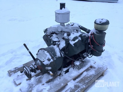 Wisconsin V465D Gasoline Engine w/Rockford PTO