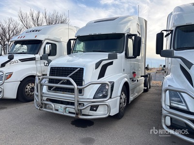 2018 Volvo VNL 6x4 Cabeza Tractora Cabina Dormitorio