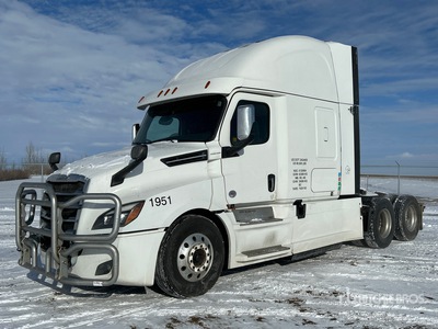 2019 Freightliner CA126SLP 6x4 T/A Sleeper Truck Tractor