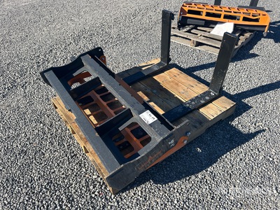 2025 Landhonor PF-11-3500G 42 in Skid Steer Forks (Unused)