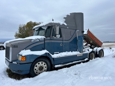 1995 Volvo Cabeza Tractora Cabina Dormitorio (Inoperable)