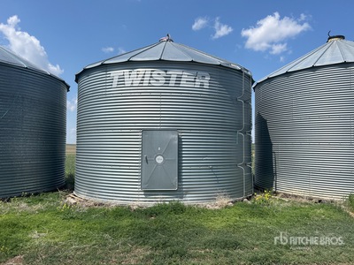 Twister +/- 3200 bu 4 Ring Grain Bin
