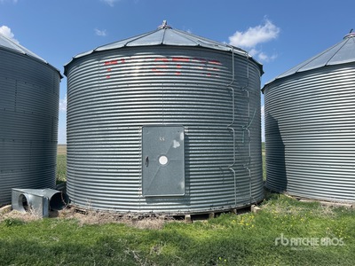 Twister +/- 3200 bu 4 Ring Grain Bin
