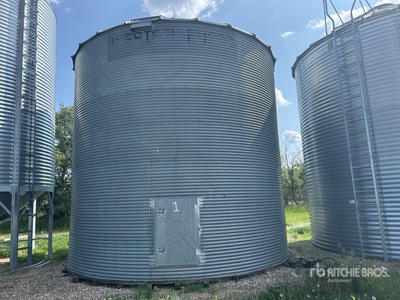 Westeel-Rosco +/- 4500 bu 7 Ring Grain Bin