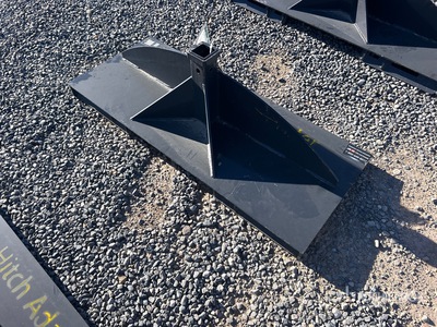 2025 Landhonor UHA-16-3000G Skid Steer Hitch Receiver (Unused)