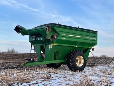 2010 J&M 875 S/A Grain Cart